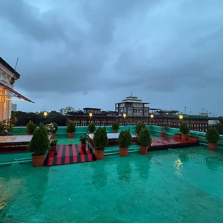 Hotel Suba Palace Near Gateway Of India-3