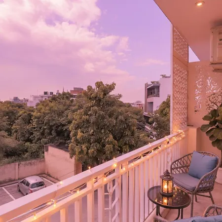 Fabhotel Aravali Suites - Dlf Phase 3-2
