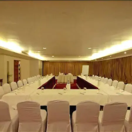 Ramee Guestline Hotel Juhu-2