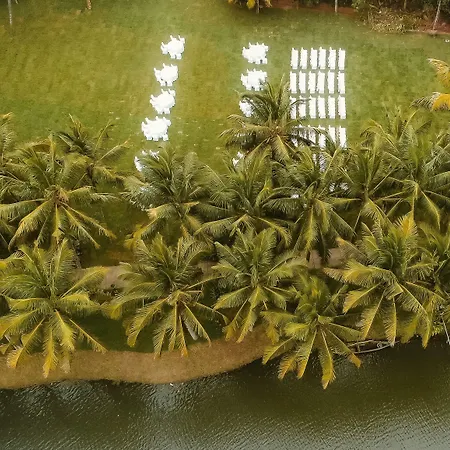 Taj Green Cove Resort And Spa Kovalam-3