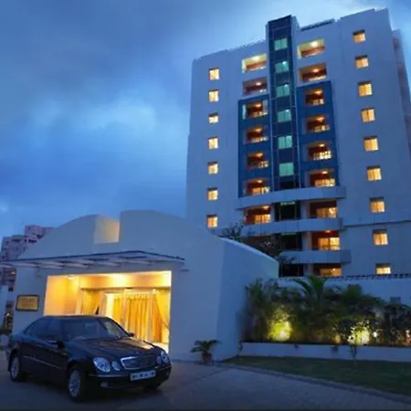 Royal Orchid Golden Suites Pune-3