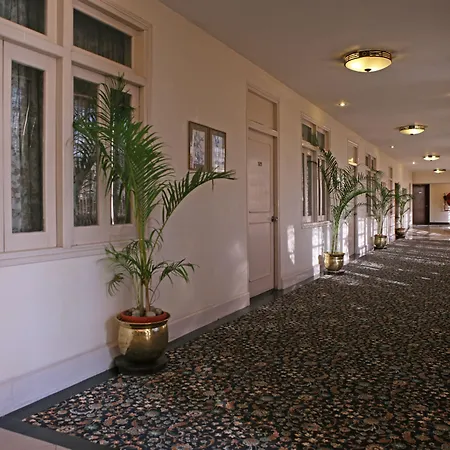 Hotel Clarks Varanasi Limited-3