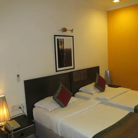 Shilton Royale-3