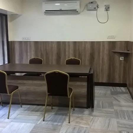 Hotel Supreme-2