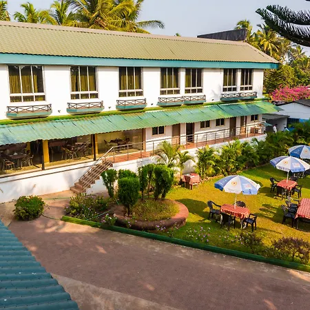 Oyo 47045 Graciano Cottages-2