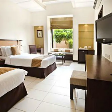 Lemon Tree Hotel, Tarudhan Valley, Manesar-2