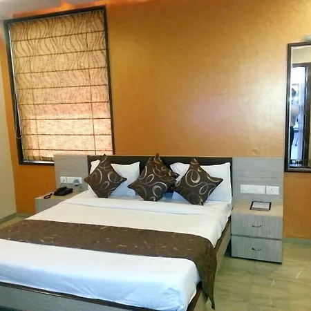 Hotel Royal View-3