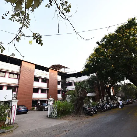 Hotel Campal-2