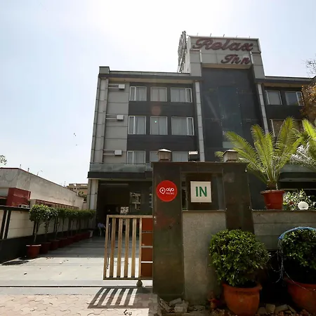 Treebo Premium Relax Inn Patel Nagar-2