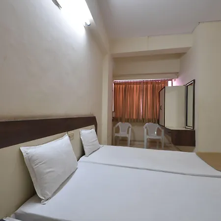Hotel Maya Deluxe-2