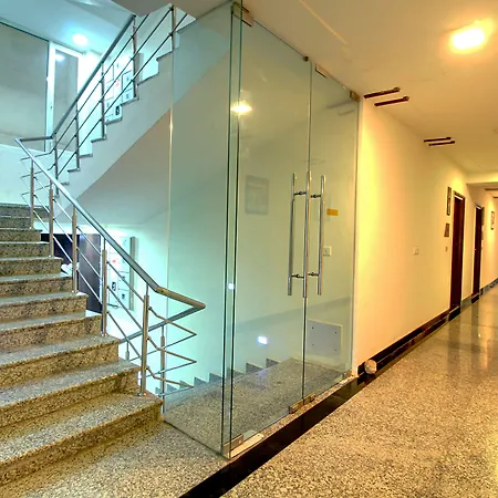 Staayz Premium Gurgaon-2