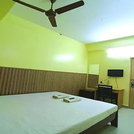 Hotel Avisha-3