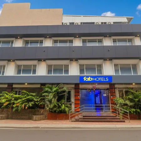 Fabhotel Keerthi'S Anupama - Nr Indira Gandhi Stadium-3