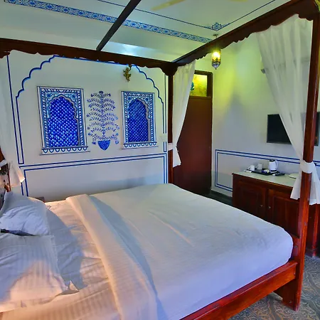 Fabhotel Shree Villas-3