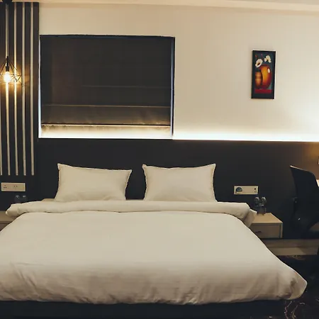 Hotel Madhushree-2