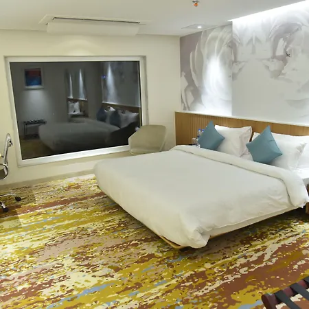 Effotel By Sayaji Vadodara-2