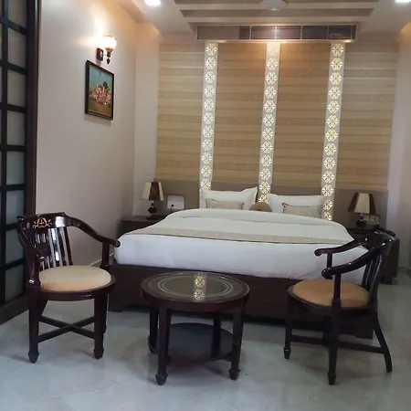 Hotel Ozas Grand-2