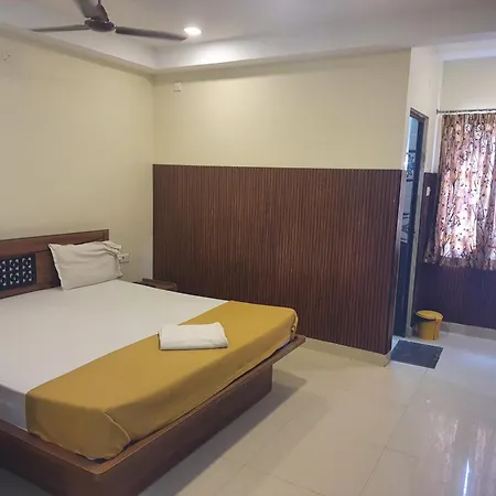 Santhosh Inn-3