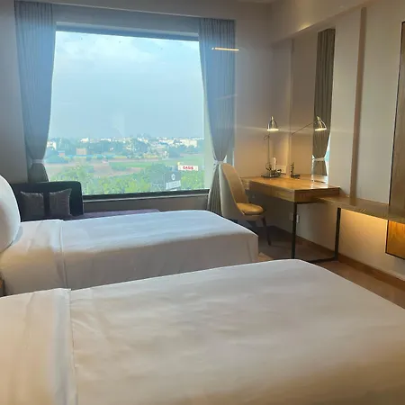 Ramada Encore By Wyndham Amritsar Airport-2