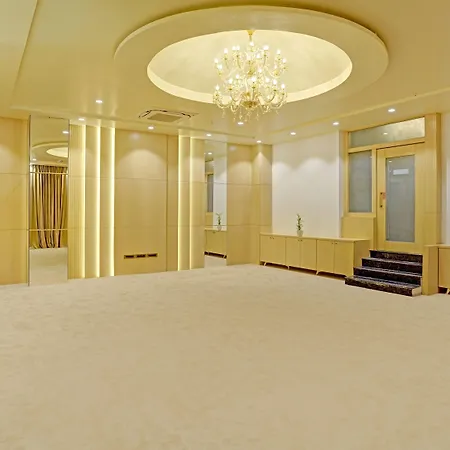 Treebo Premium Golden Bliss Trimurti Nagar Square-2