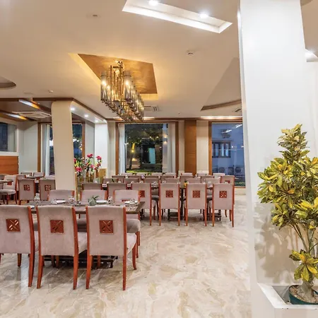 Lariya Resort-2