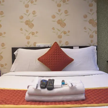 Hotel Golden Inn-3