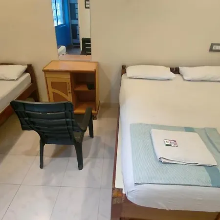 Rocky Guesthouse-2