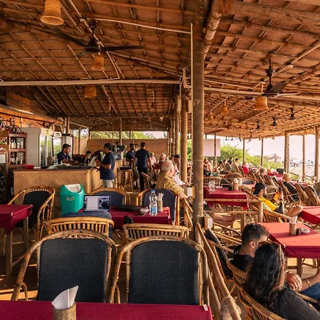 Blue Corner Beach Huts & Restaurant-3