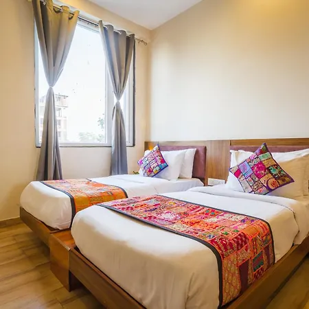 Tripli Hotels Le Shelton-3