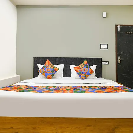 Fabhotel Paradise Inn-3