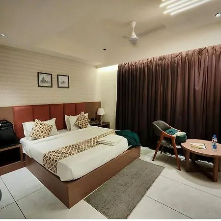 Hotel Royal Empire-2