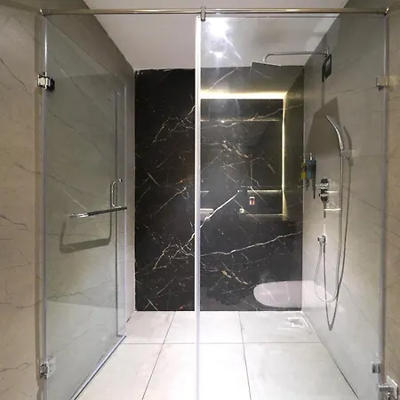 Olive Hotel Benz Circle, Vijayawada By Embassy Group-2