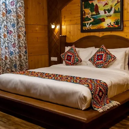 Hotel Royale Comfort-3