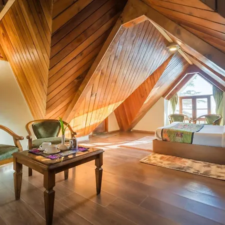 Tripli Hotels Le Royale, Shimla-3