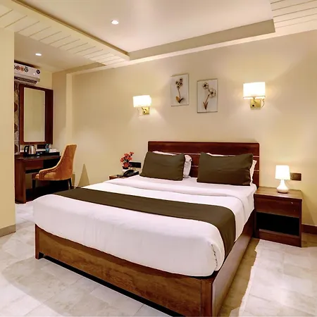 Super Townhouse Oak Clove Boutique Hotel Rajaji Nagar Near Lulu Mall Bengaluru-2