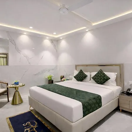 Hotel International Inn - Near Delhi Airport-3