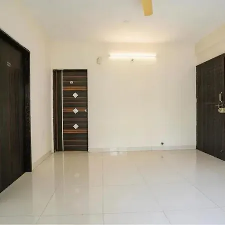 Fabhotel Vardhan House II-2
