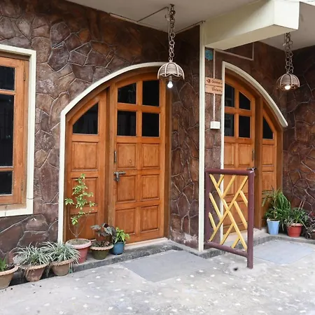 Quinton Enclave-2