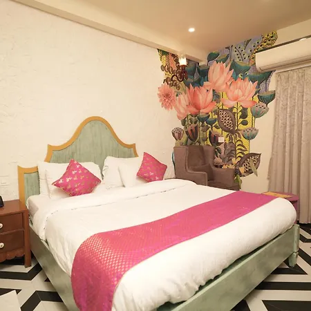 Stay Banaras - A Boutique Hotel In Sigra-3