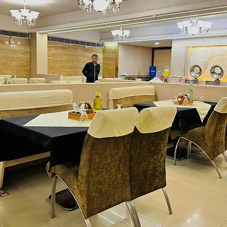 Hotel President, Pure Veg-2