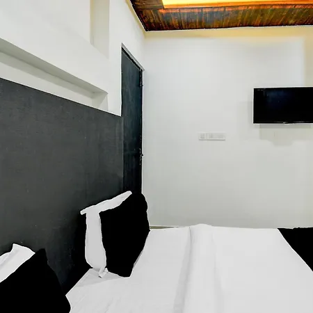 Hotel O Karni Kripa-2