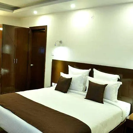 Collection O Hotel Krishana Stays-2