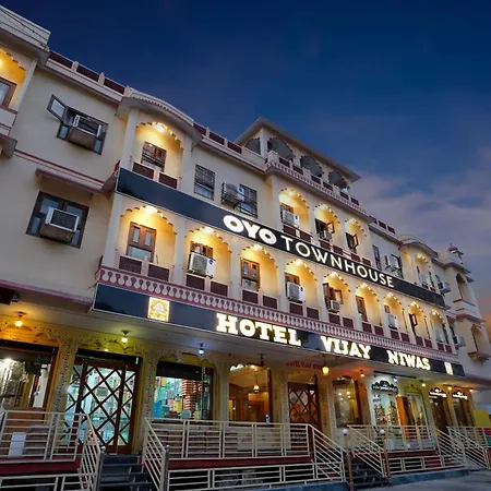 Fabhotel Vijay Niwas-2