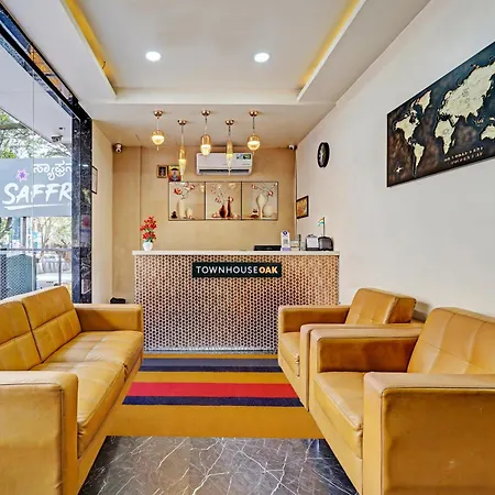 Super Townhouse Oak Clove Boutique Hotel Rajaji Nagar Near Lulu Mall Bengaluru-3