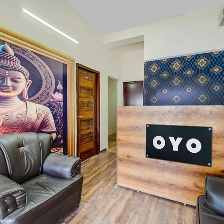 Hotel O Blue Moon-3