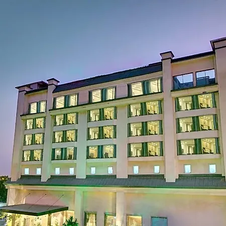 Ramada By Wyndham New Delhi Pitampura-2