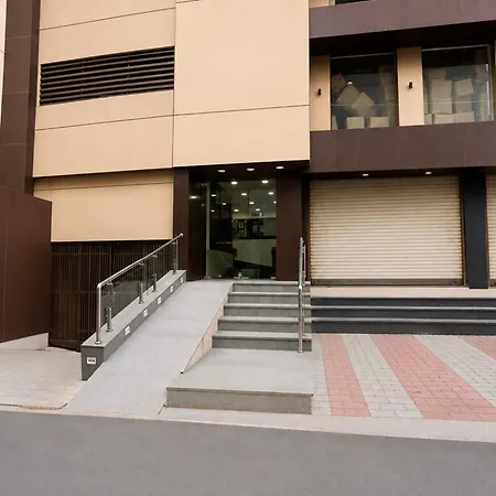 Super Townhouse Oak Central Bus Station Rajkot Formerly Simran Raghuveer-2