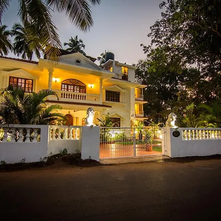 Pinnacle Holiday Homes-2