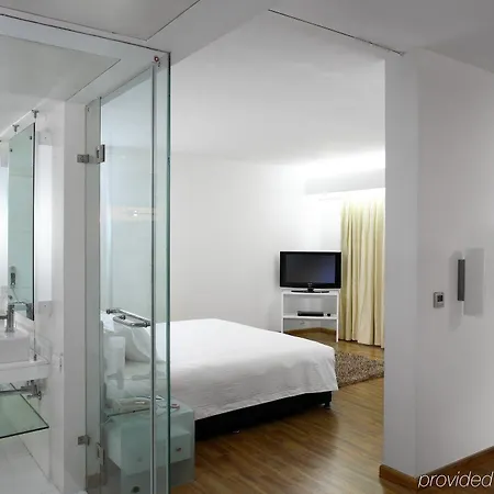 St Laurn Suites-3