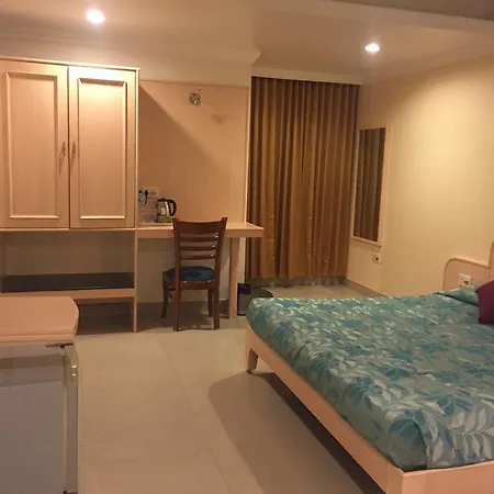 Hotel Sarthak-2